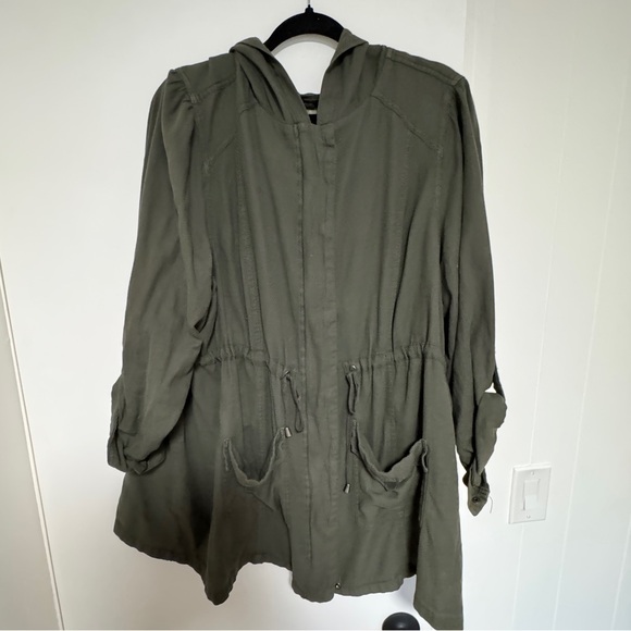 Jacket - Picture 1 of 1